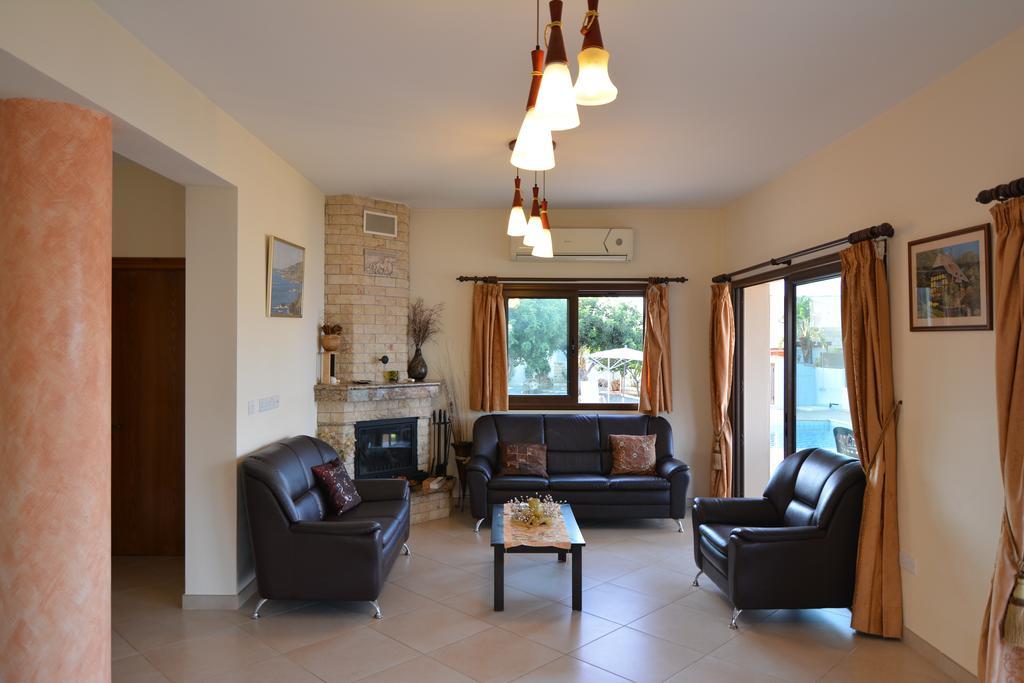 Kalli Villa Pomos Quarto foto
